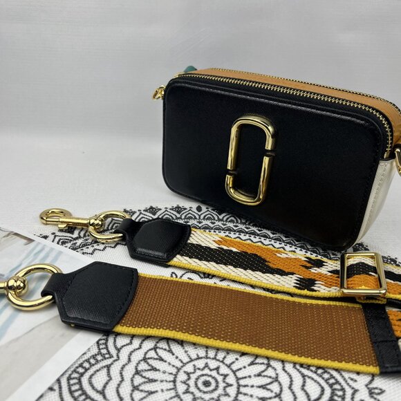 NWOT MARC JACOBS snapshot bag - Picture 3 of 8